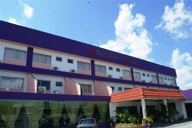 Angsoka Hotel Teluk Intan Extérieur photo