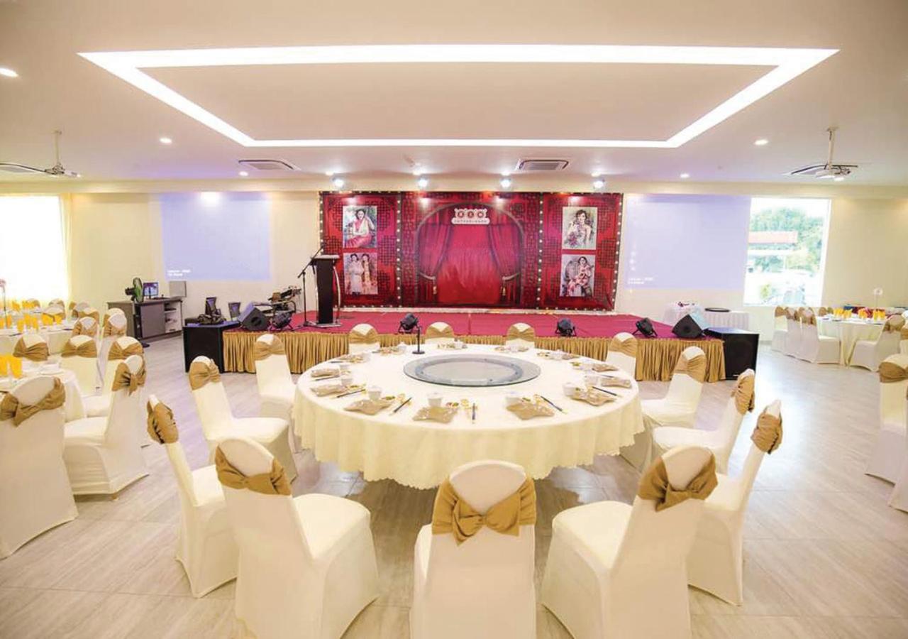 Angsoka Hotel Teluk Intan Extérieur photo